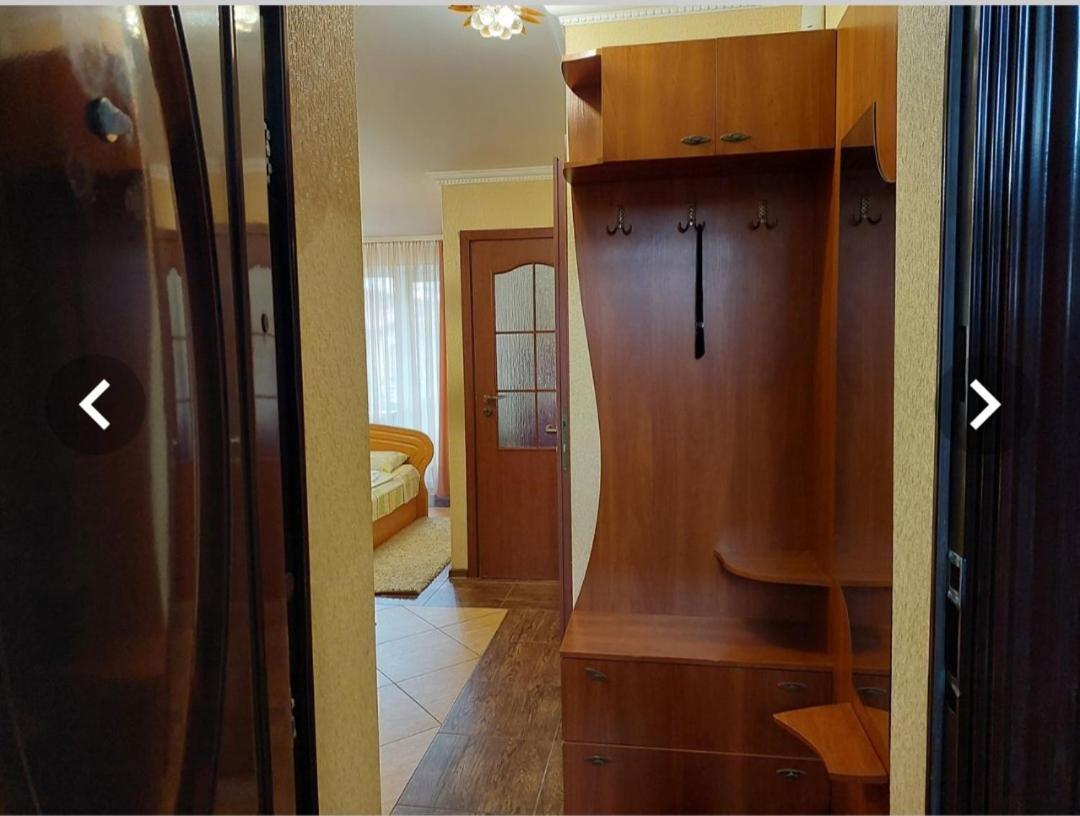 економ Apartment Lutsk